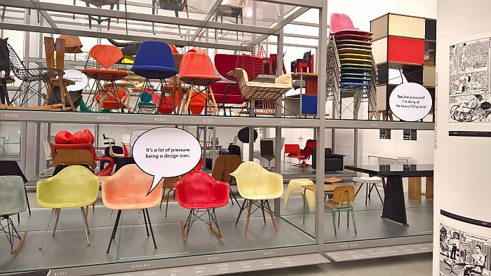 Über die Last des Ruhmes beklagt sich Charles & Ray Eames DAX, gesehen bei