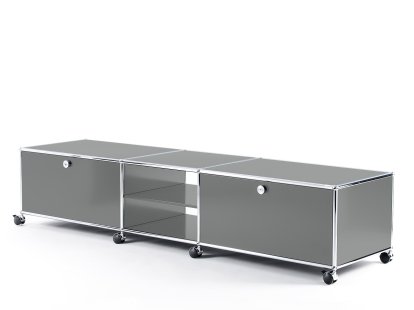 USM Haller TV-Lowboard XL auf Rollen, Mittelgrau RAL 7005