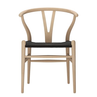 CH24 Wishbone Chair, Buche geseift, Geflecht schwarz