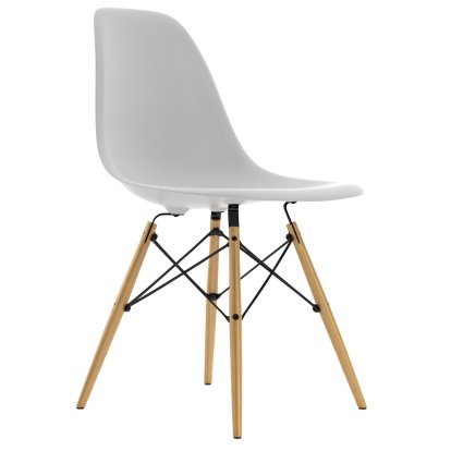 Eames Plastic Side Chair DSW